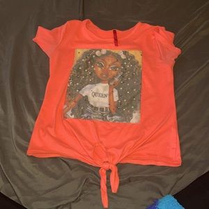 Tied casual bratz t-shirt with 3D pearls and sequin
